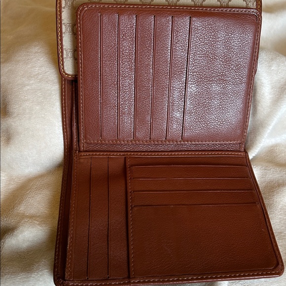 Celine Macadam large canvas trifold wallet with leather trim- Gorgeous! - Picture 8 of 10